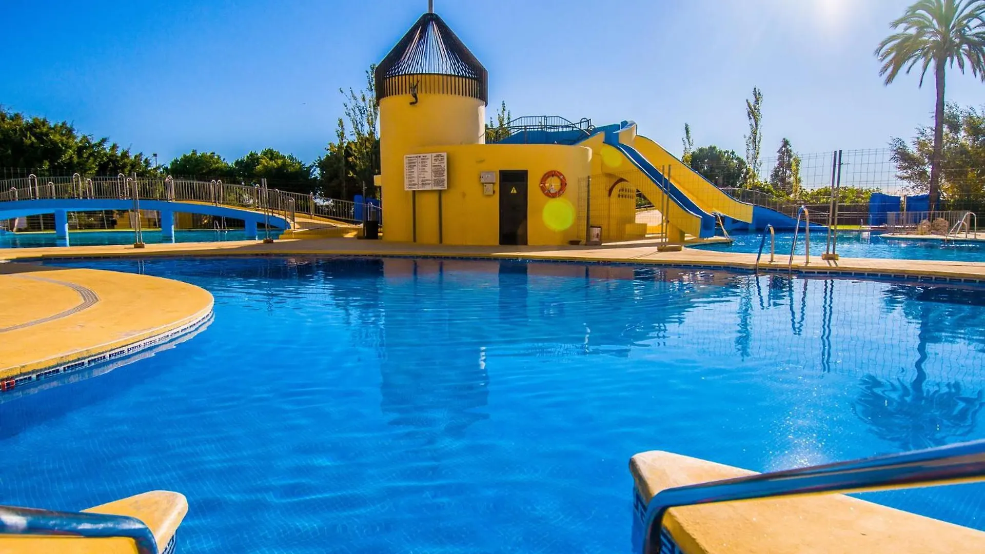 아파트 426 Estudio En Minerva Apartamentos - Vista Al Jardin - Piscina Y Playa 베날마데나코스타 스페인